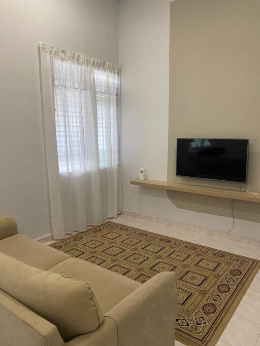 Home In Terengganu With Private Pool Kuala Terengganu Zewnętrze zdjęcie