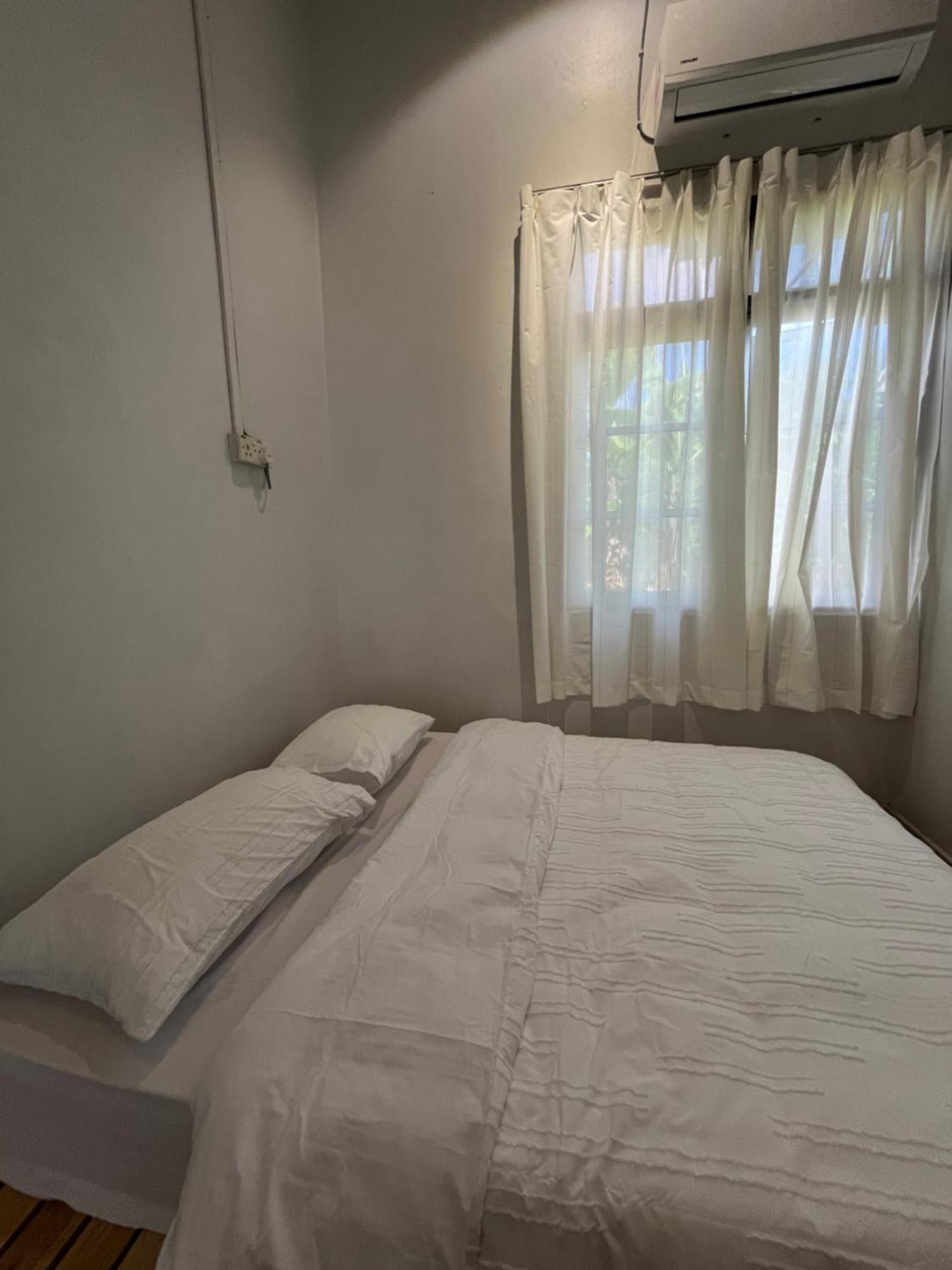 Home In Terengganu With Private Pool Kuala Terengganu Zewnętrze zdjęcie