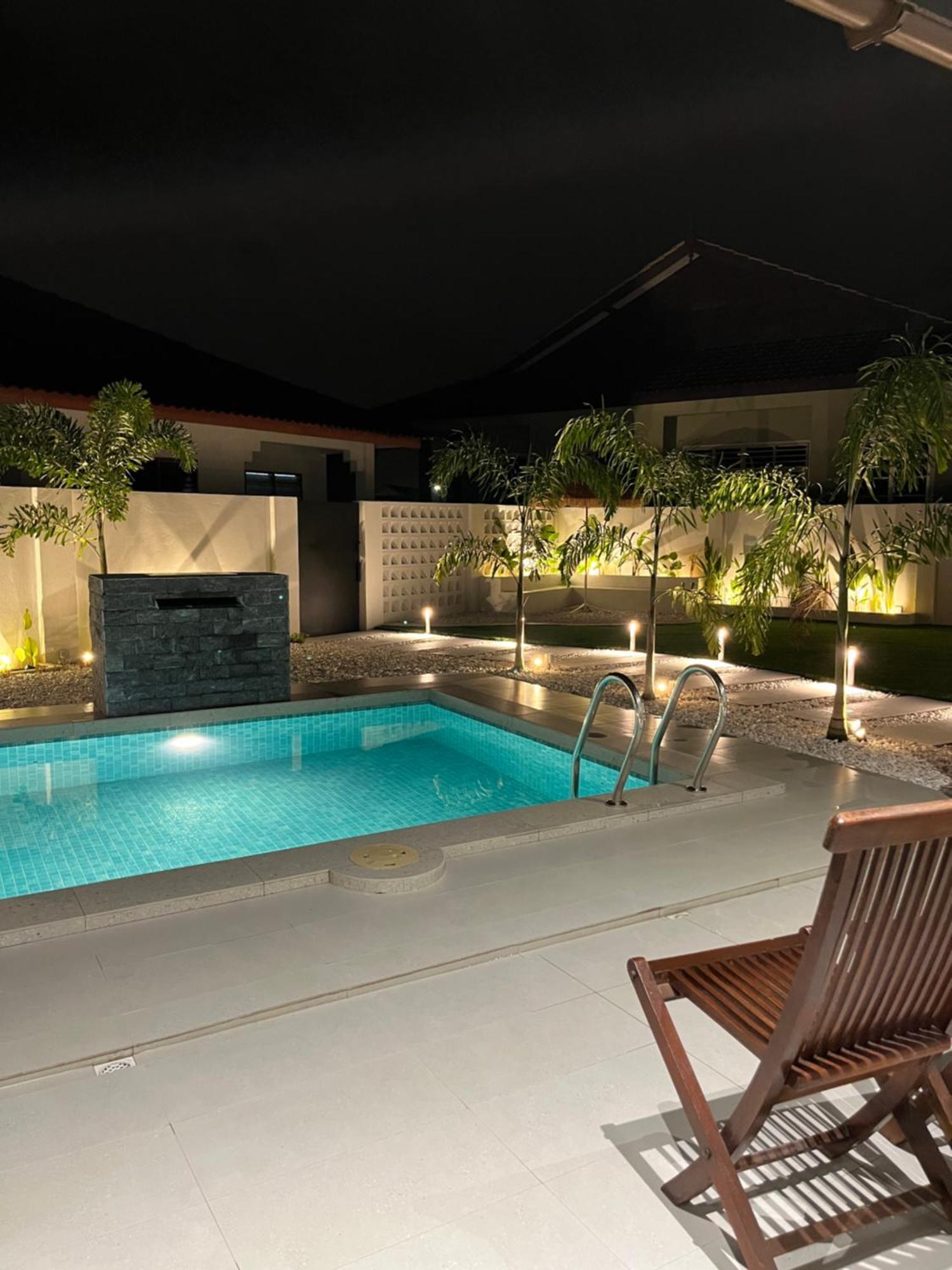Home In Terengganu With Private Pool Kuala Terengganu Zewnętrze zdjęcie